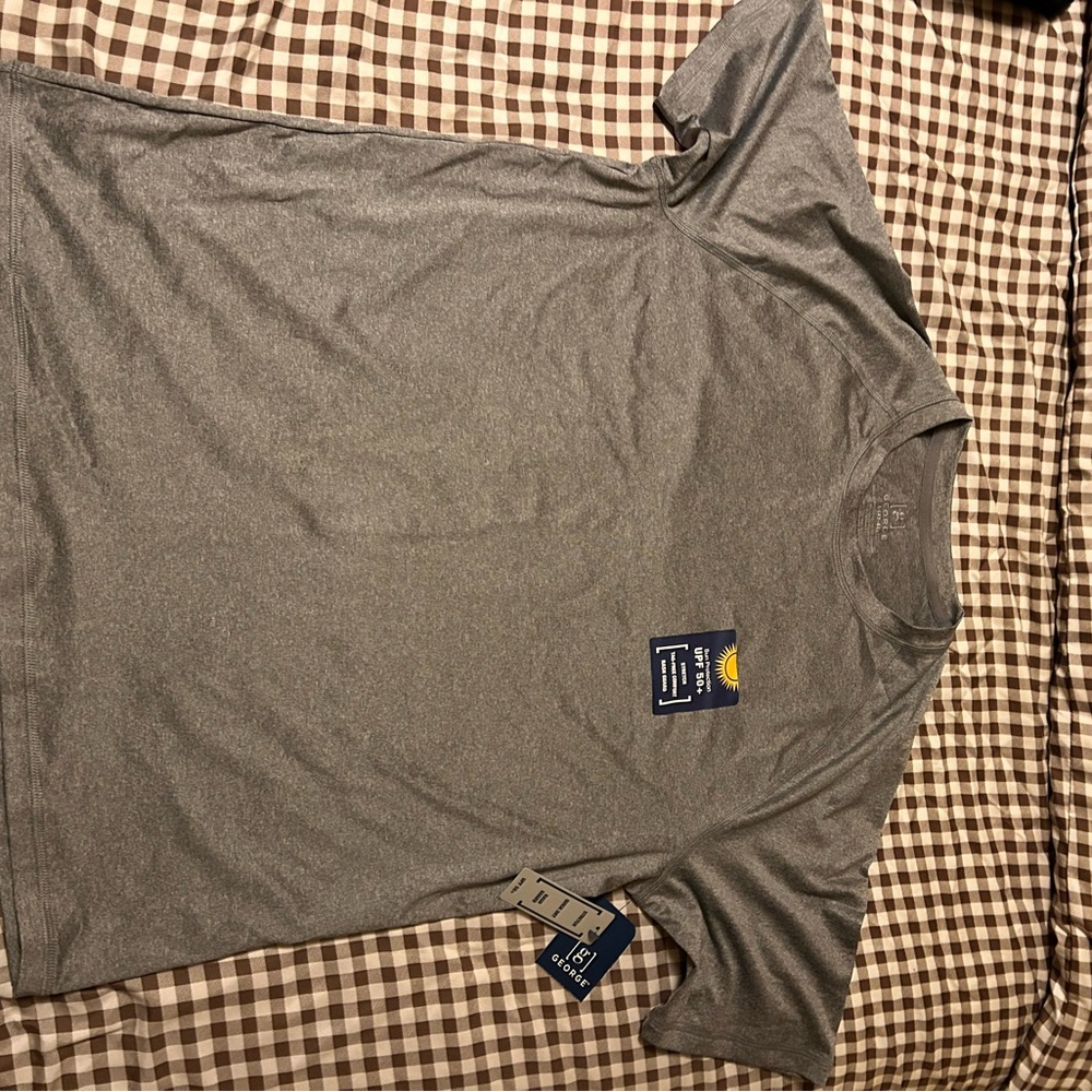 Men's Gray Active T-Shirt size large